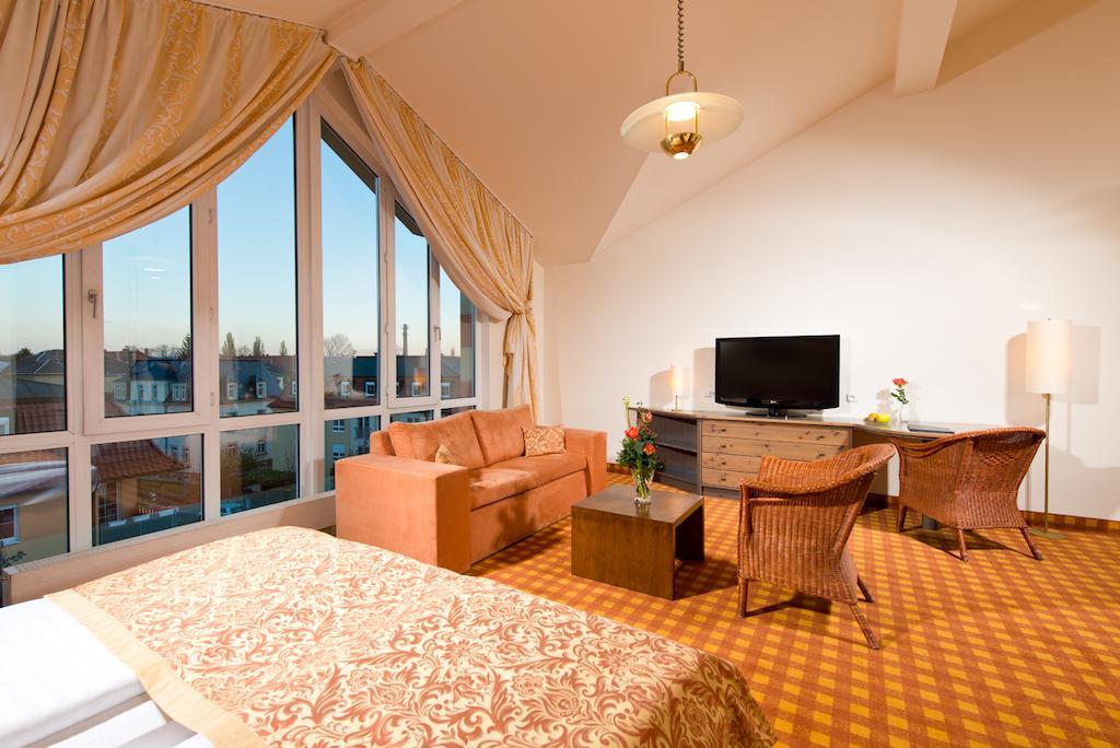 Hotel Prinz Eugen Дрезден Стая снимка