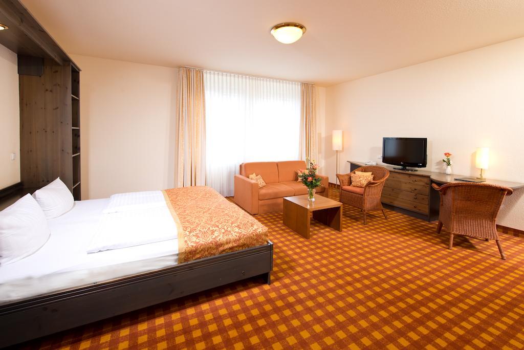 Hotel Prinz Eugen Дрезден Стая снимка